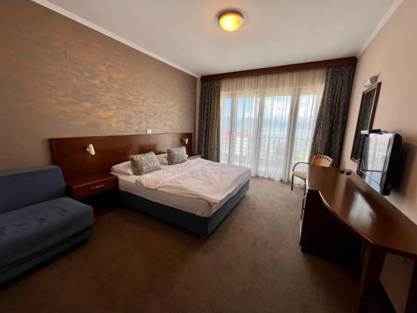 Отель Millennium