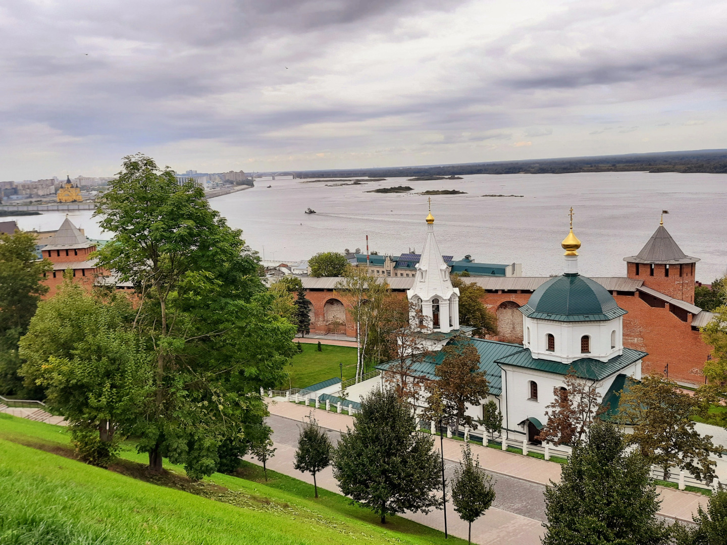 Квартира Жар Птица на площади Советской
