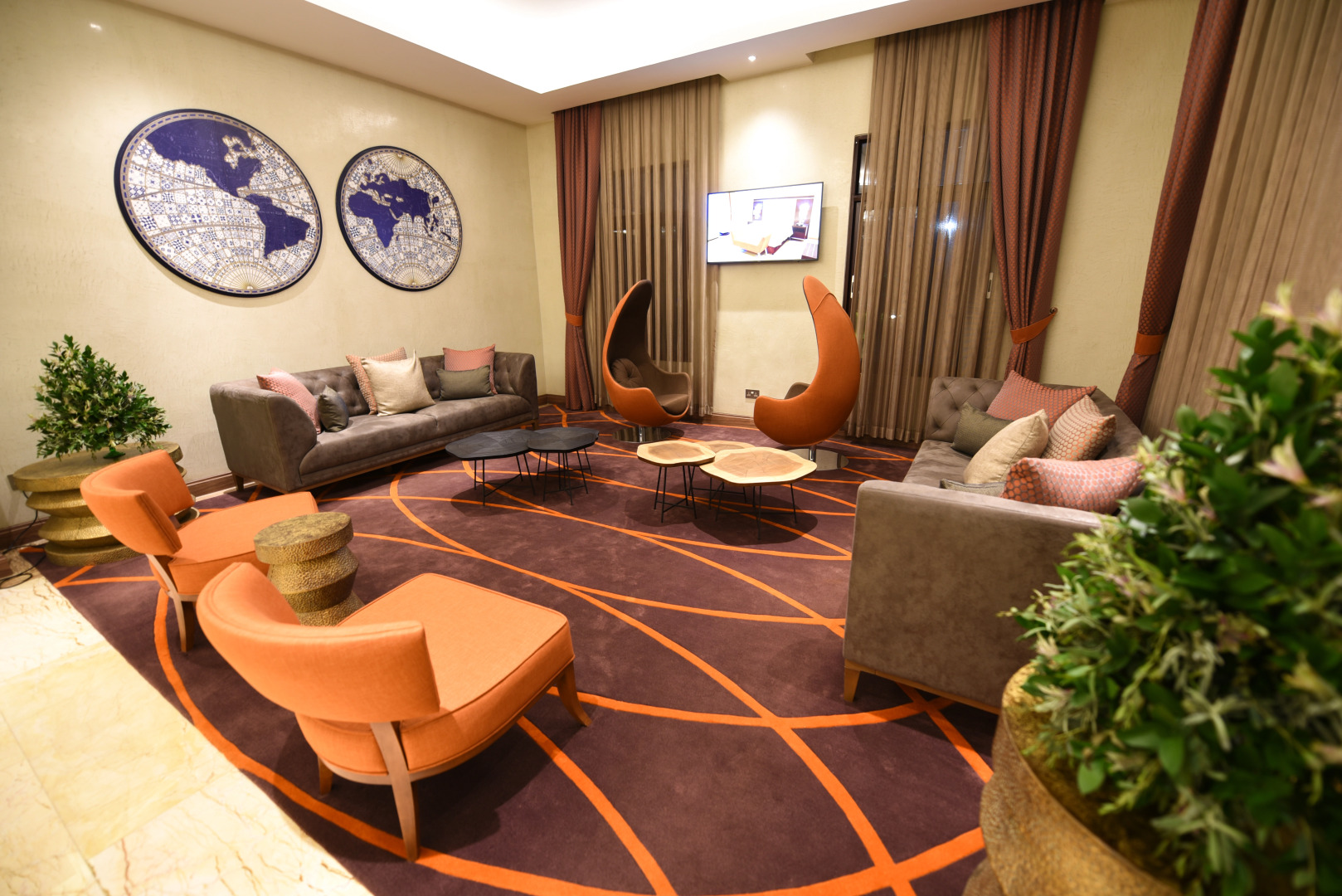 Отель The Athena