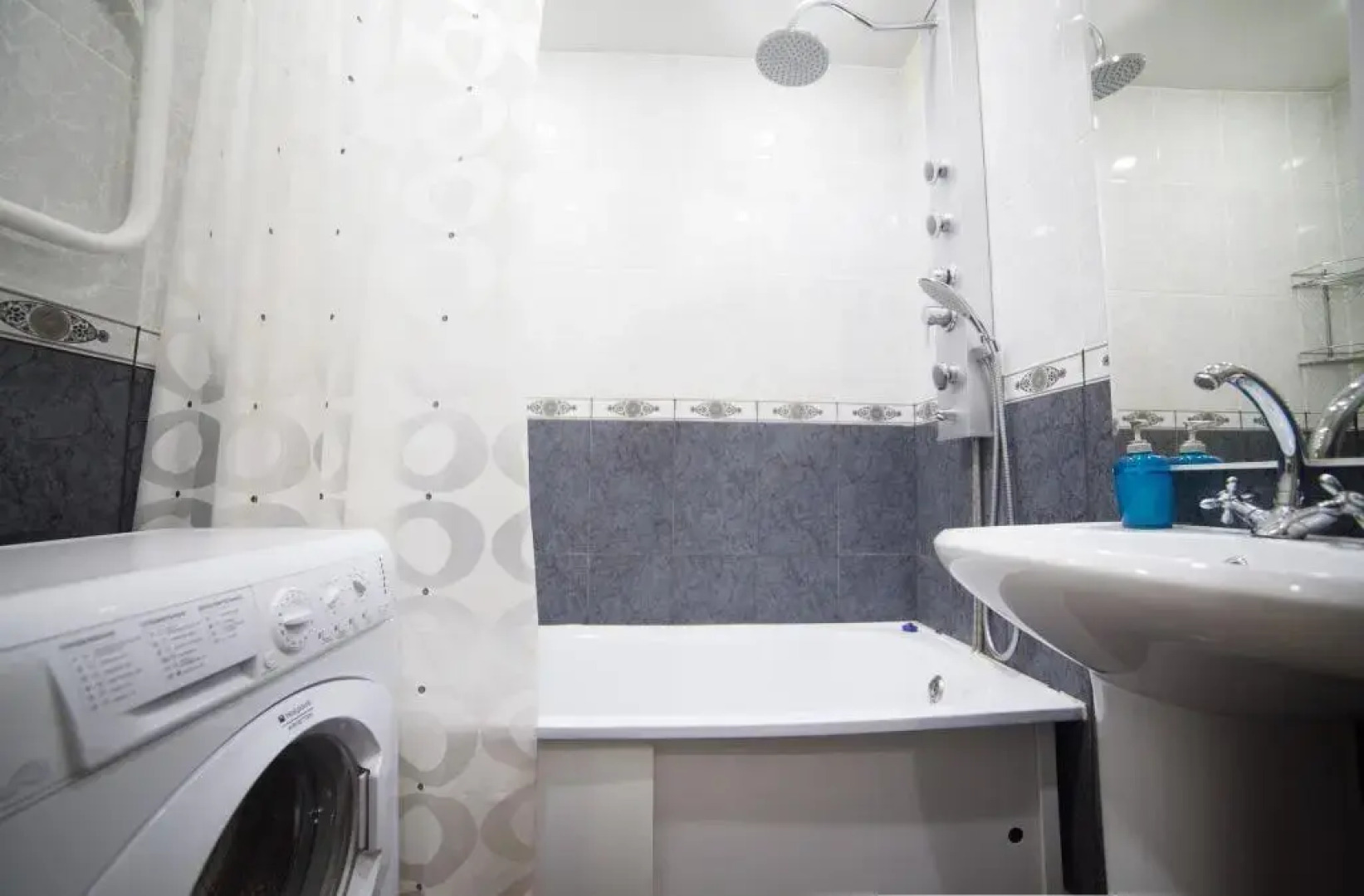 Апартаменты на Весны 17 (1 ком)