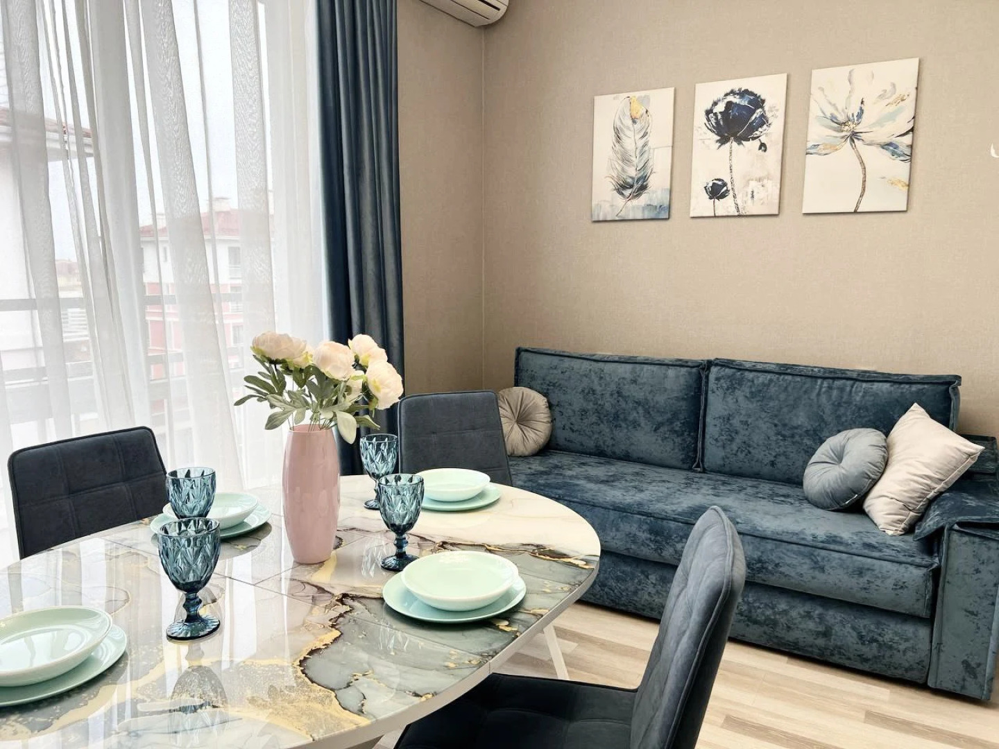 Апартаменты Шестиместные Двухкомнатные