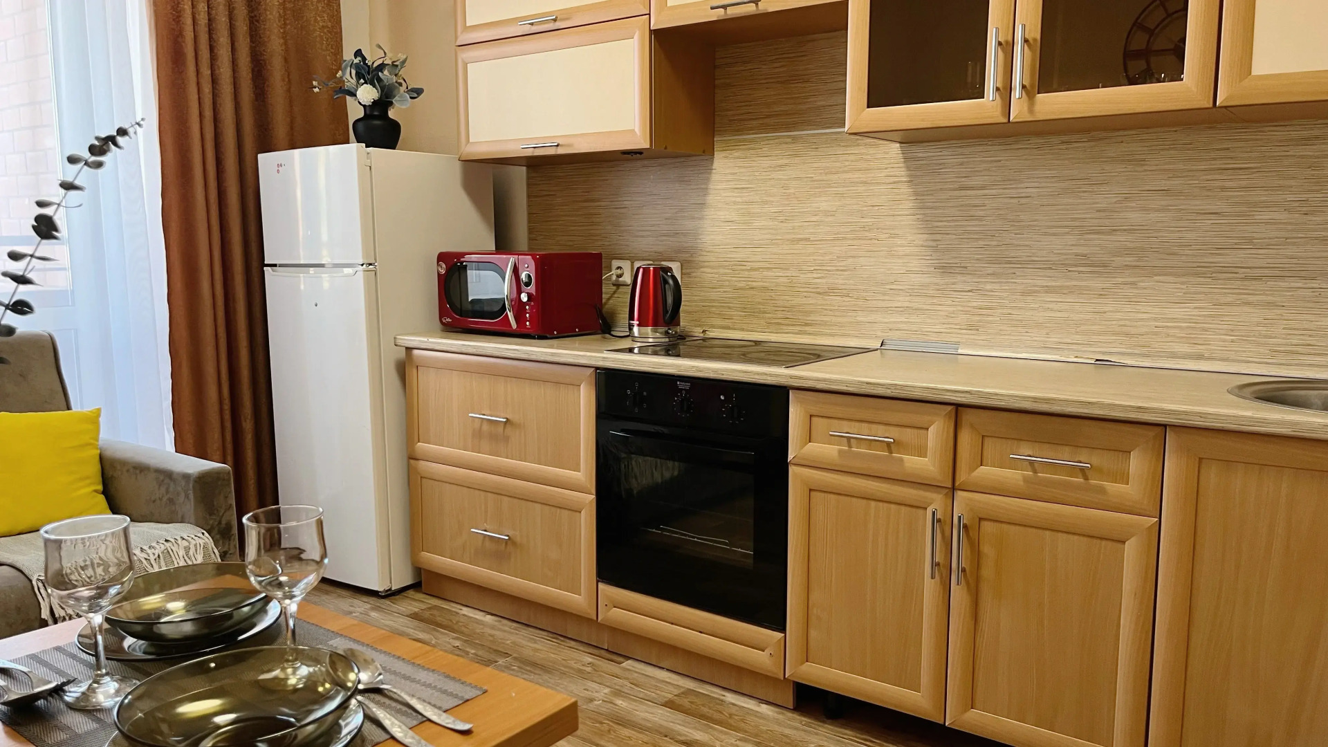 Квартира Двухкомнатная рядом с Аэропортом