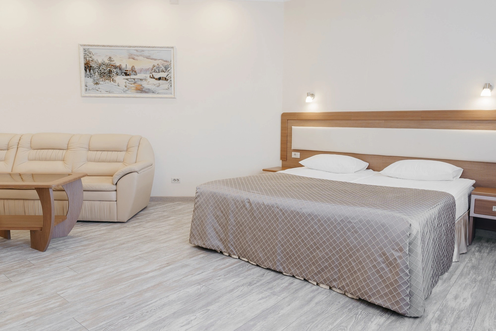 Отель Чарушин