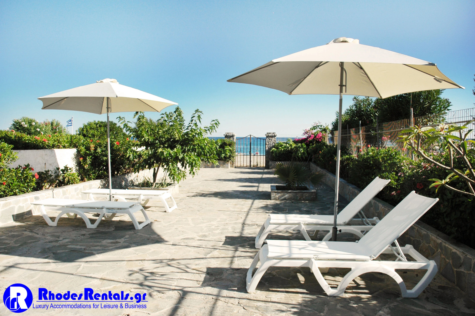 Вилла Pefki Beach Front