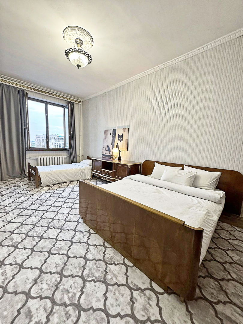 Апартаменты Центр Цирк Зыбитская Трёшка