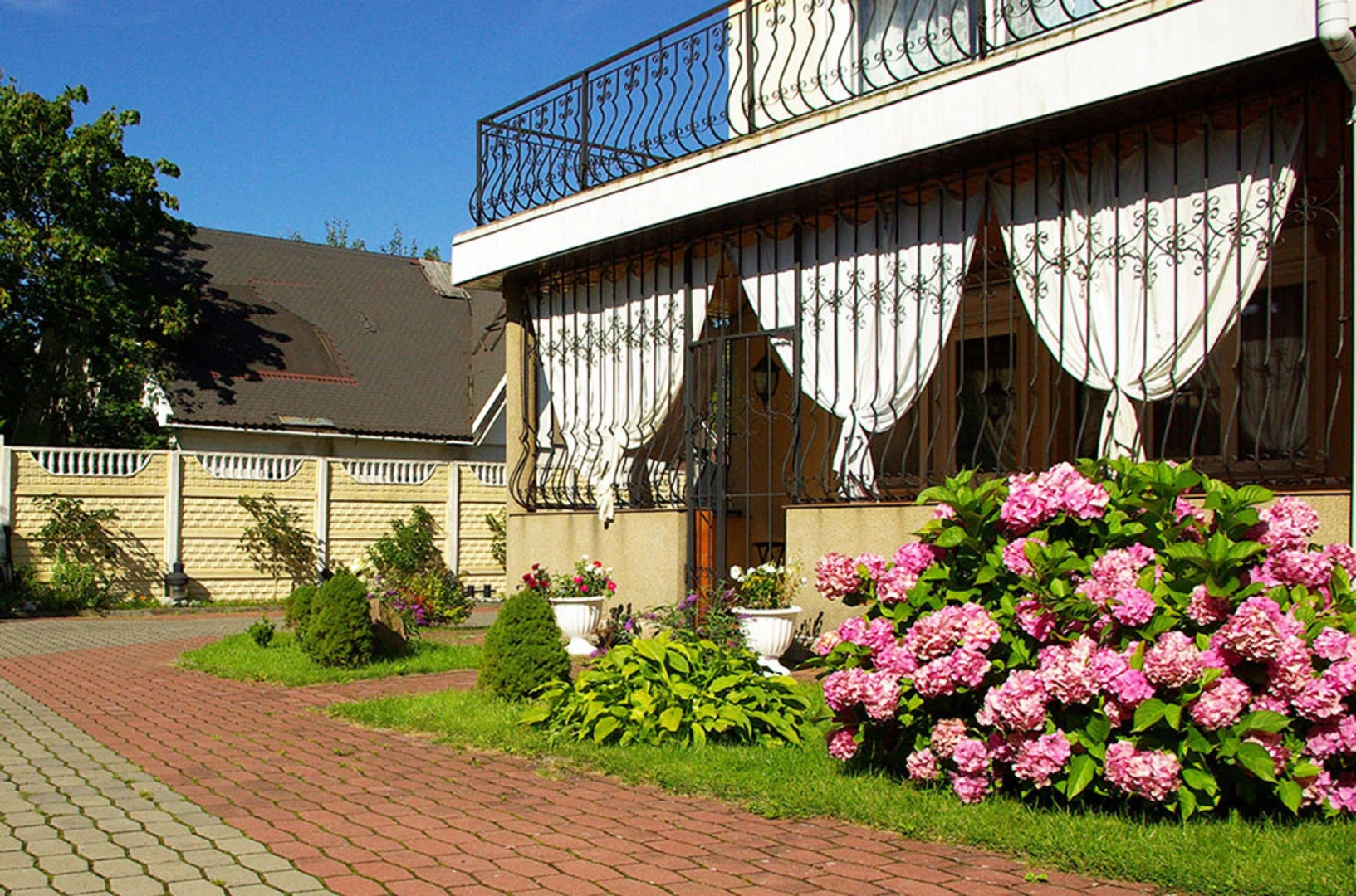 Частный дом "Из Дома в Дом"