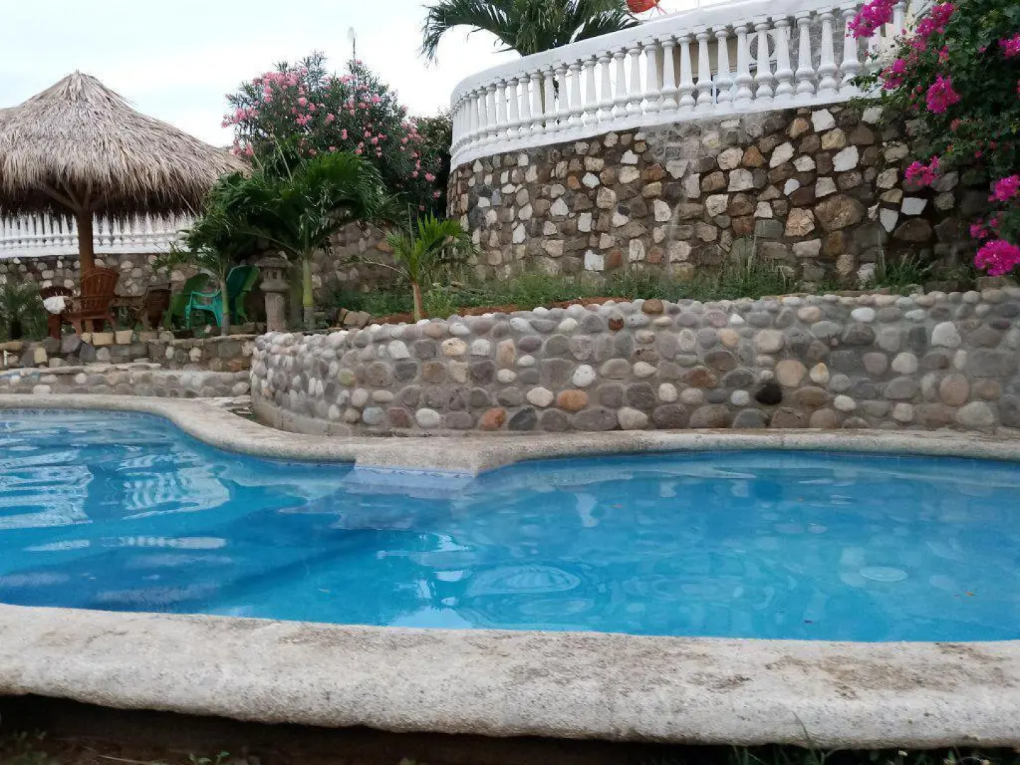 Отель Jardines del Paraiso