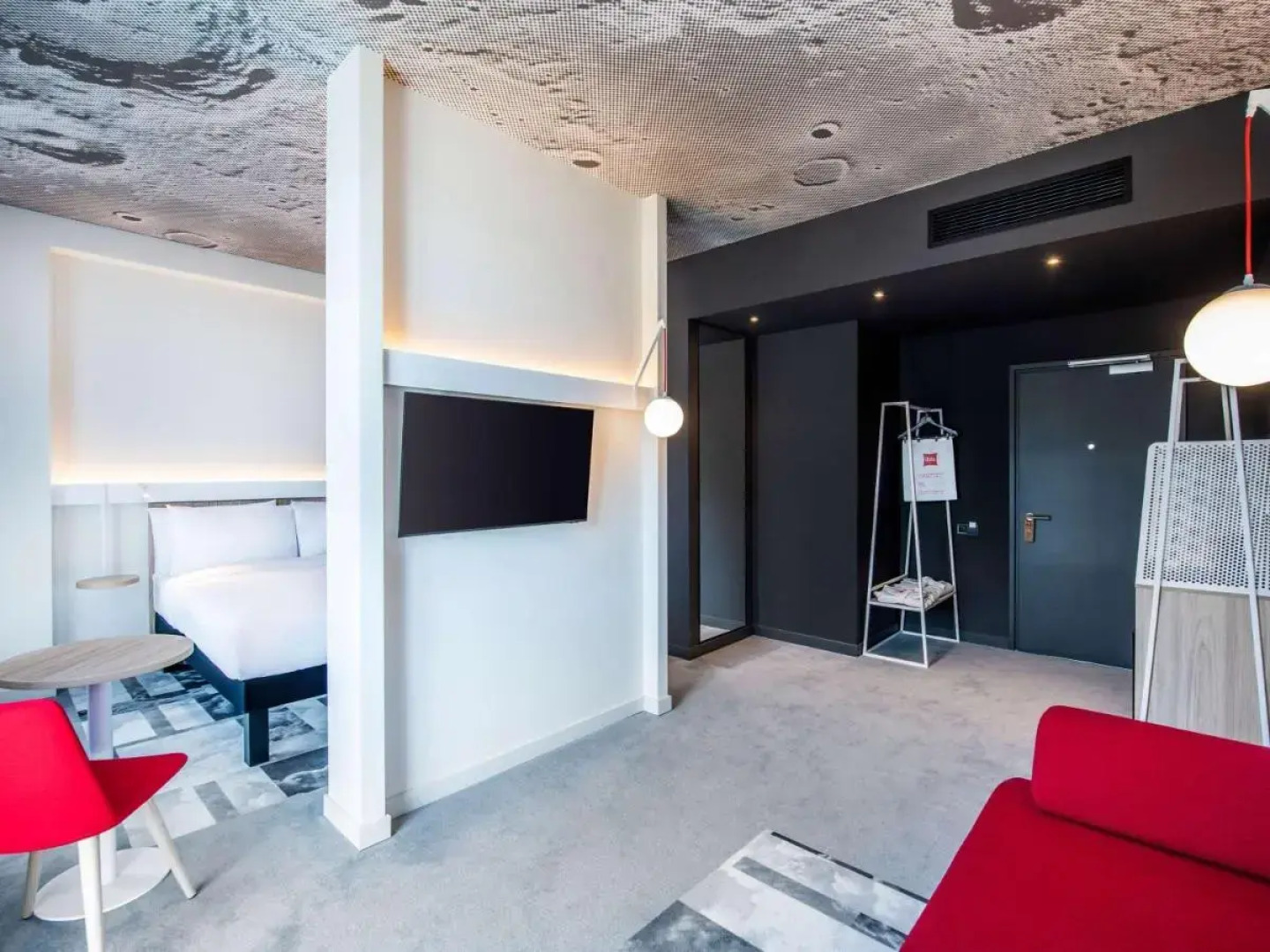 Hotel Ibis Tbilisi City - Новый Отель