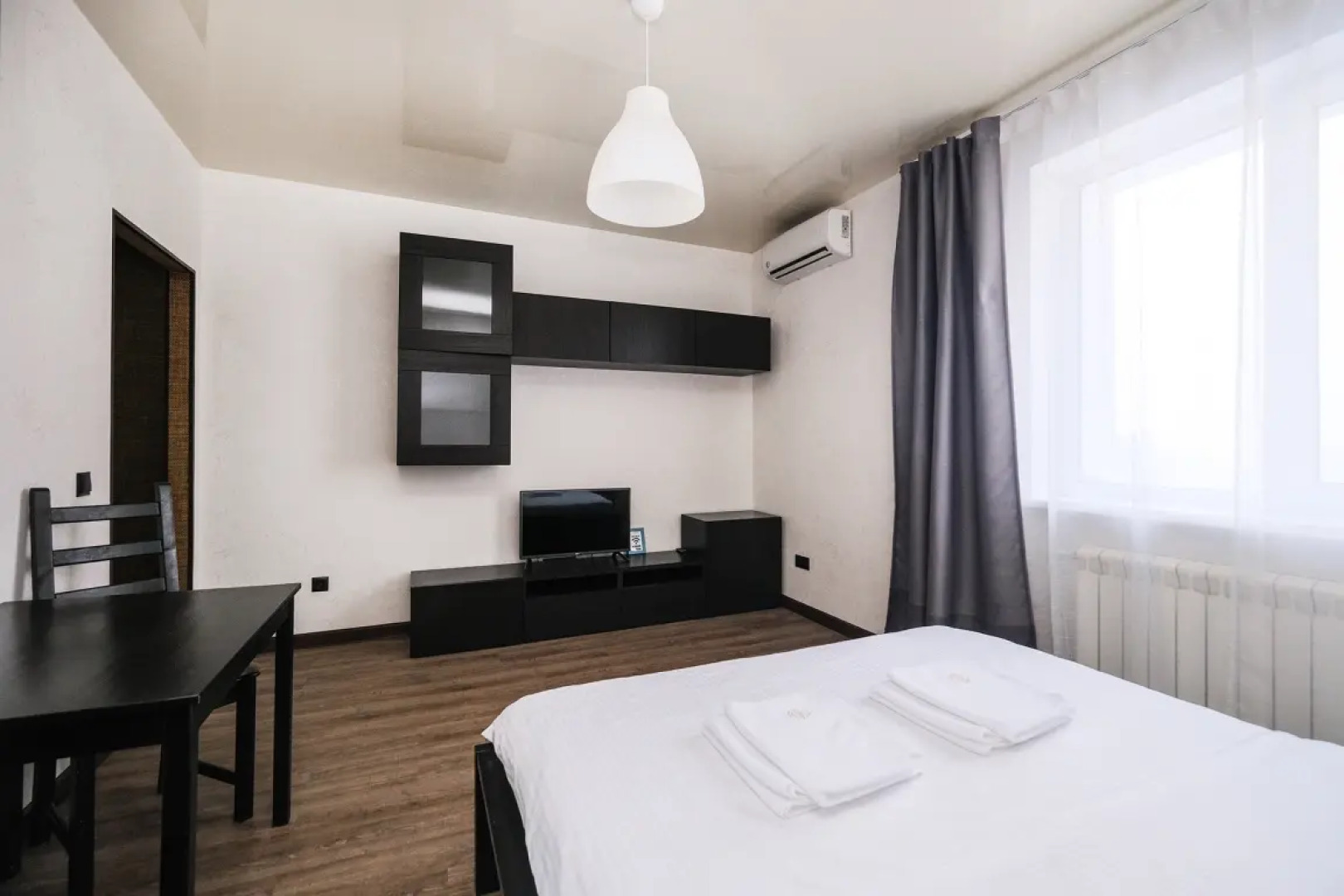 Апартаменты Домант Романова 60 (1)