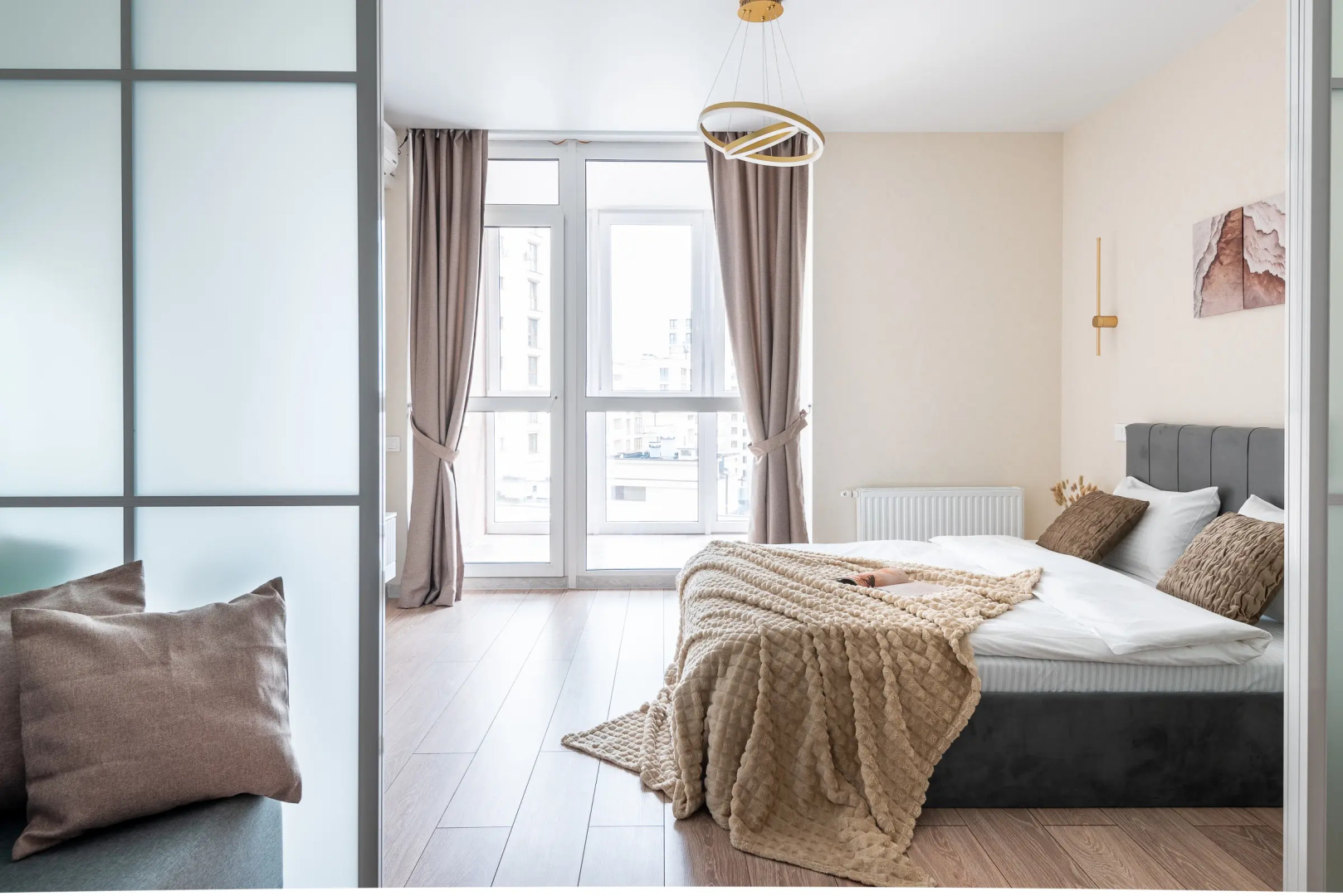 Квартира студия на сутки Парк Челюскинцев Кондиционер Wi-Fi Подходит для командировок и отдыха