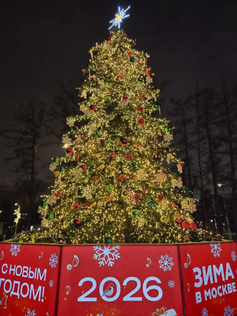 Жилое помещение 2-к квартира у метро Молодежная с яркими закатами