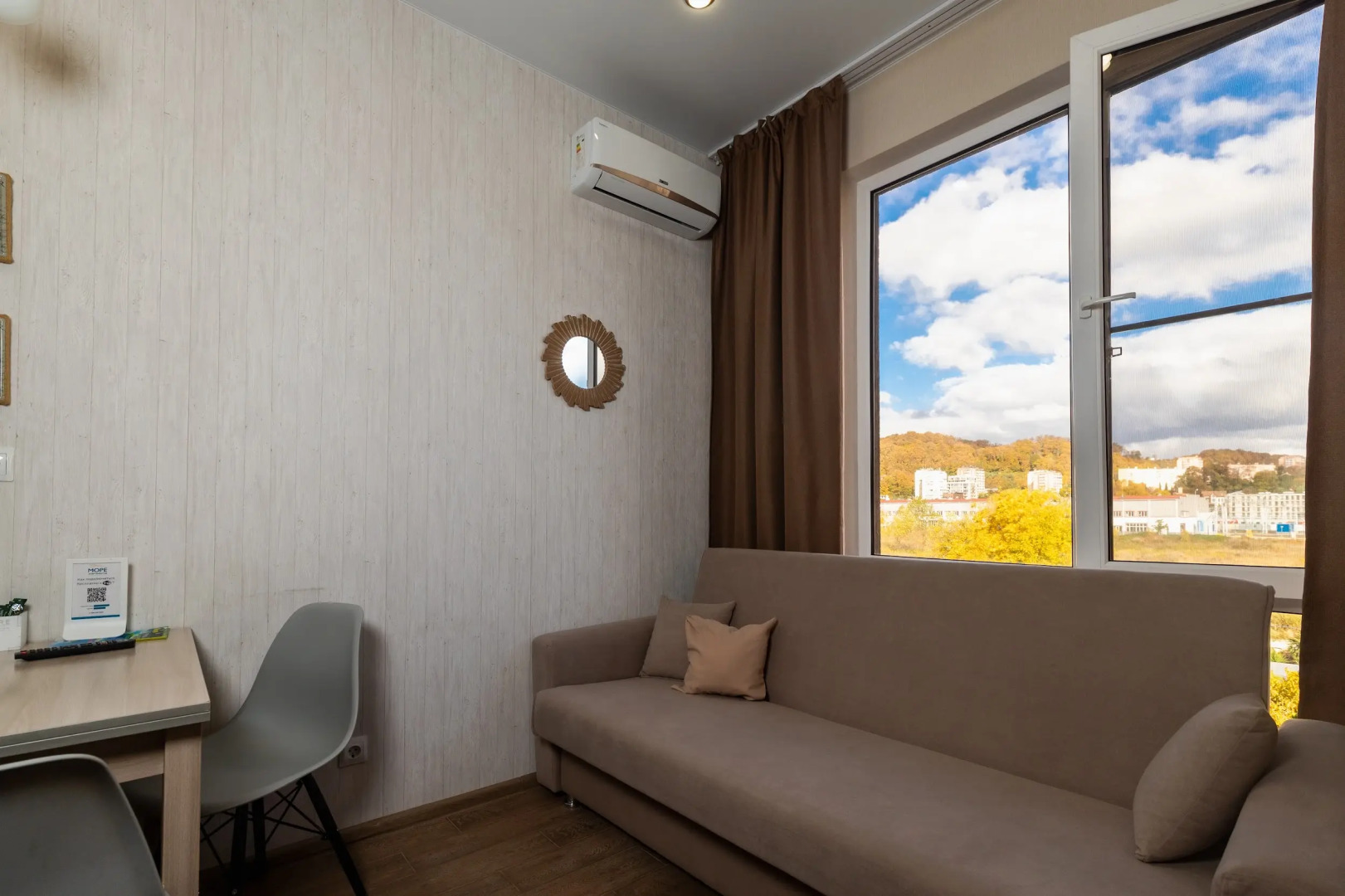 Апартаменты Море Апартаментов на Кувшинок 8-3