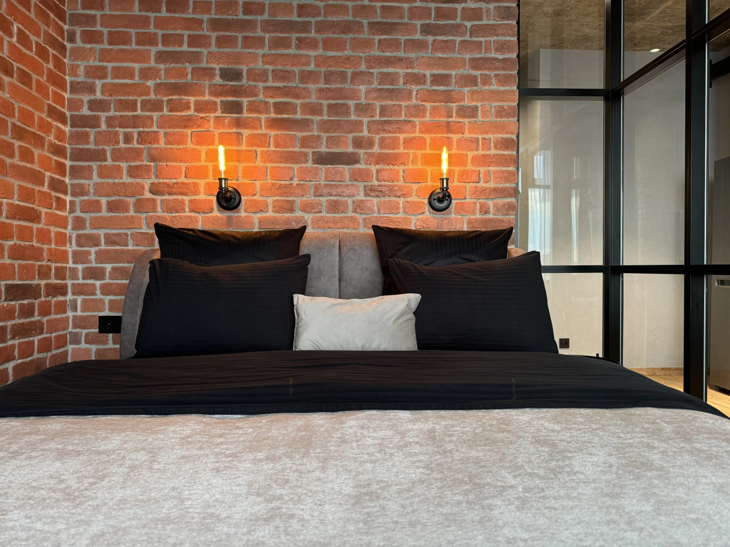 Апартаменты Дизайн-Студия с Видом на Город