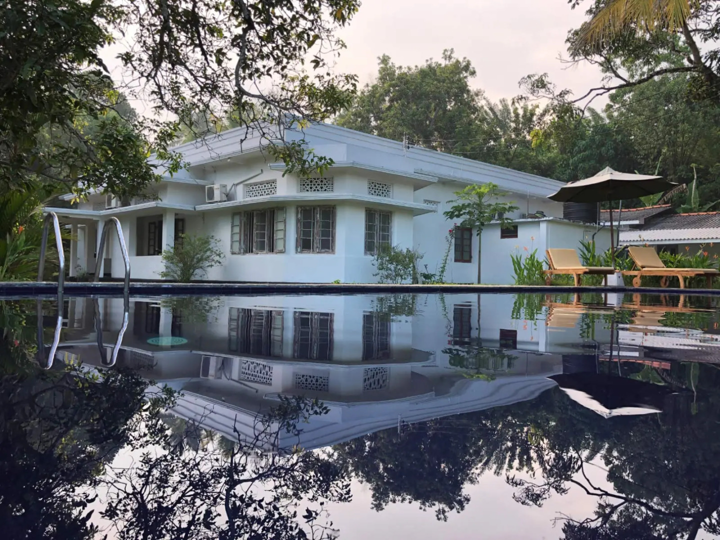 Вилла Kathaluwa