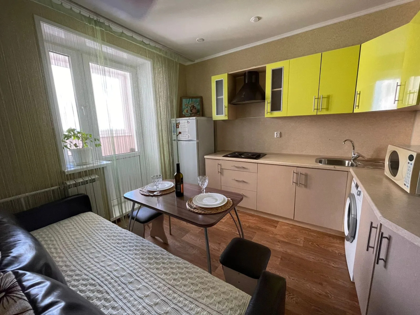 Апартаменты Аврора ул. Розы Люксембург 33, 8 этаж