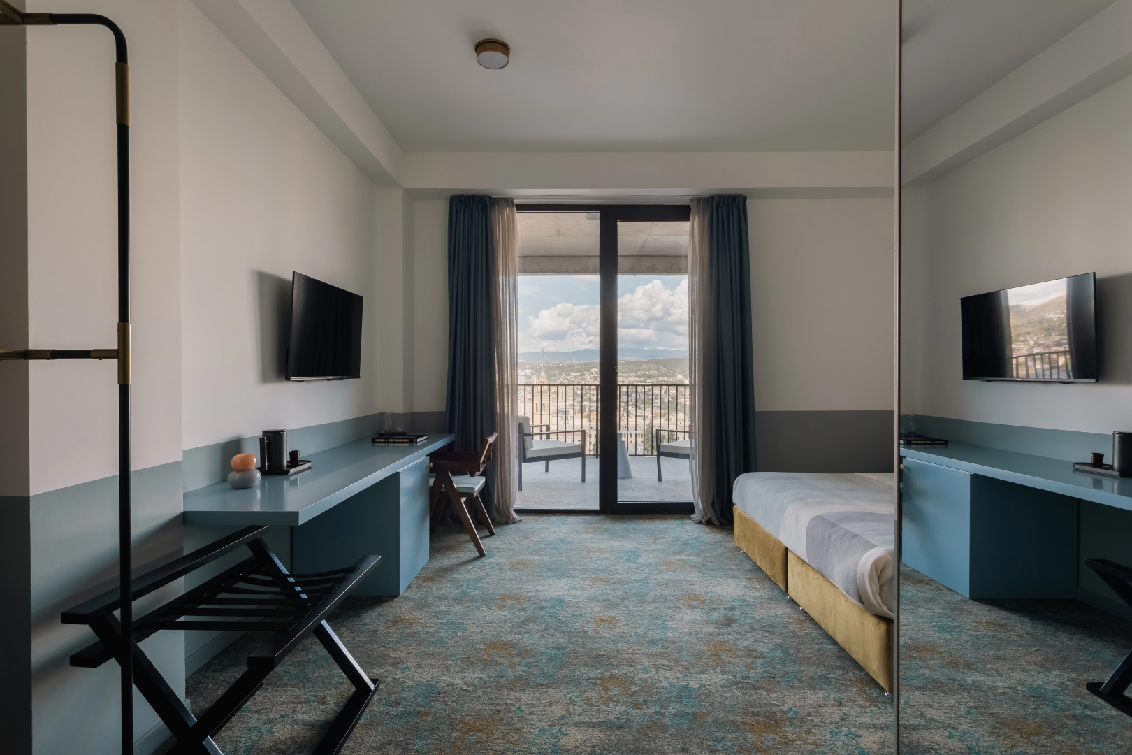 Отель Castor & Pollux