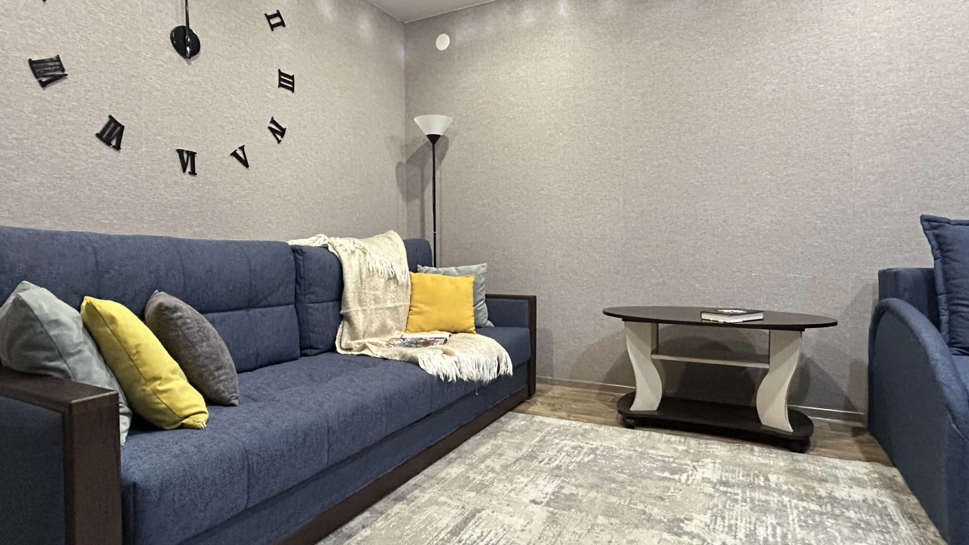 Апартаменты двухкомнатные на Волжском бульваре