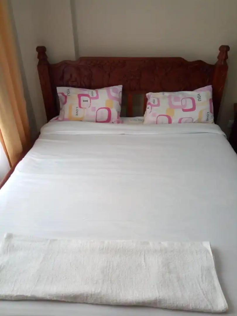 Апартаменты West Suites