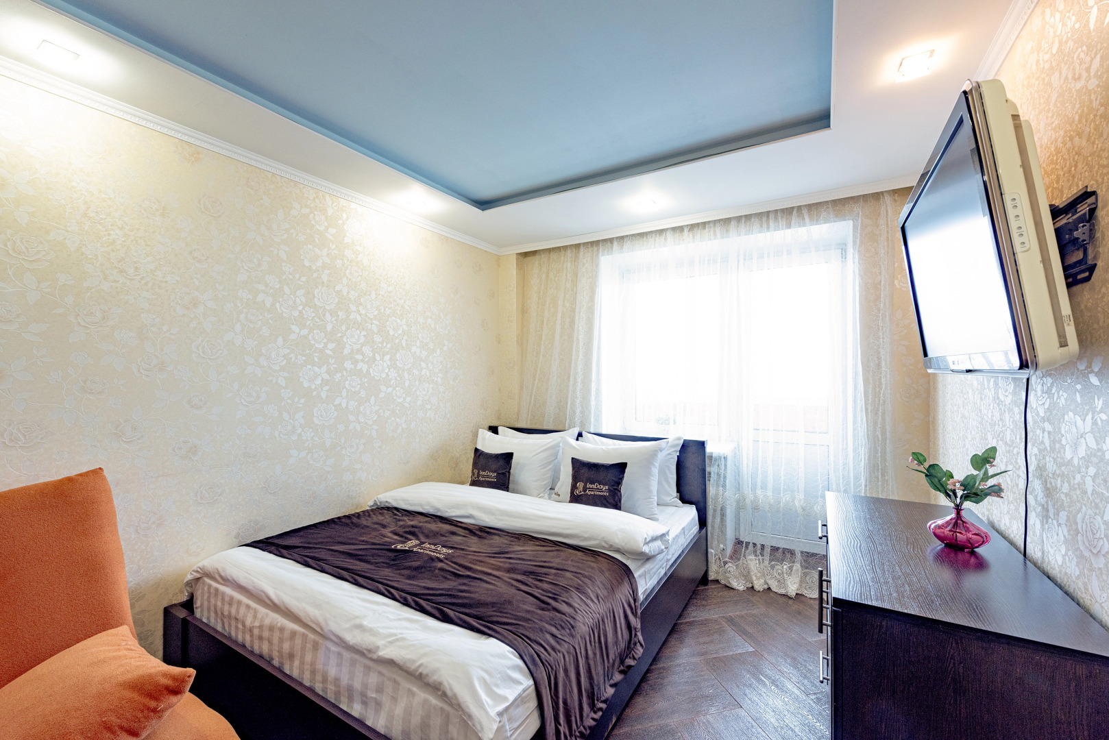 Апартаменты InnDays Некрасова 1