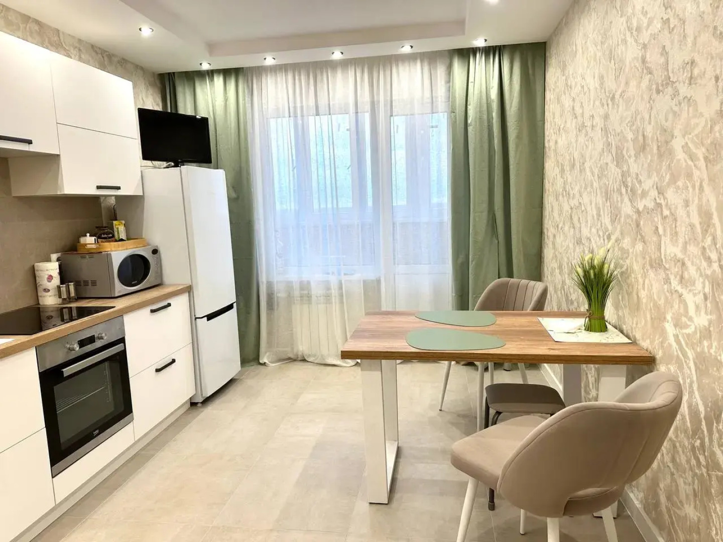 Апартаменты Fresh Room на улице Сергея Лазо д.5