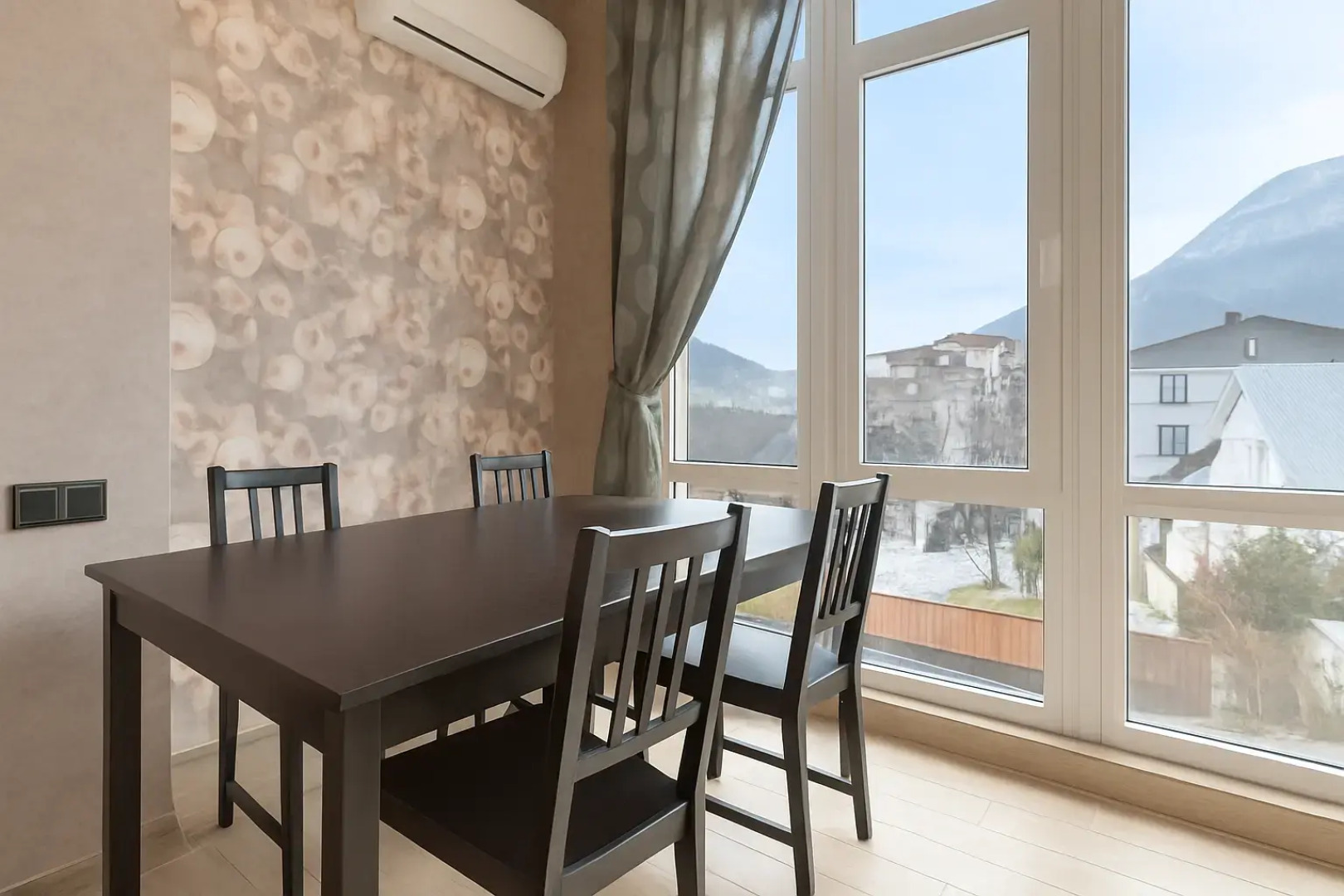 Квартира Современная студия с видом на горы рядом с подъемниками и Казино