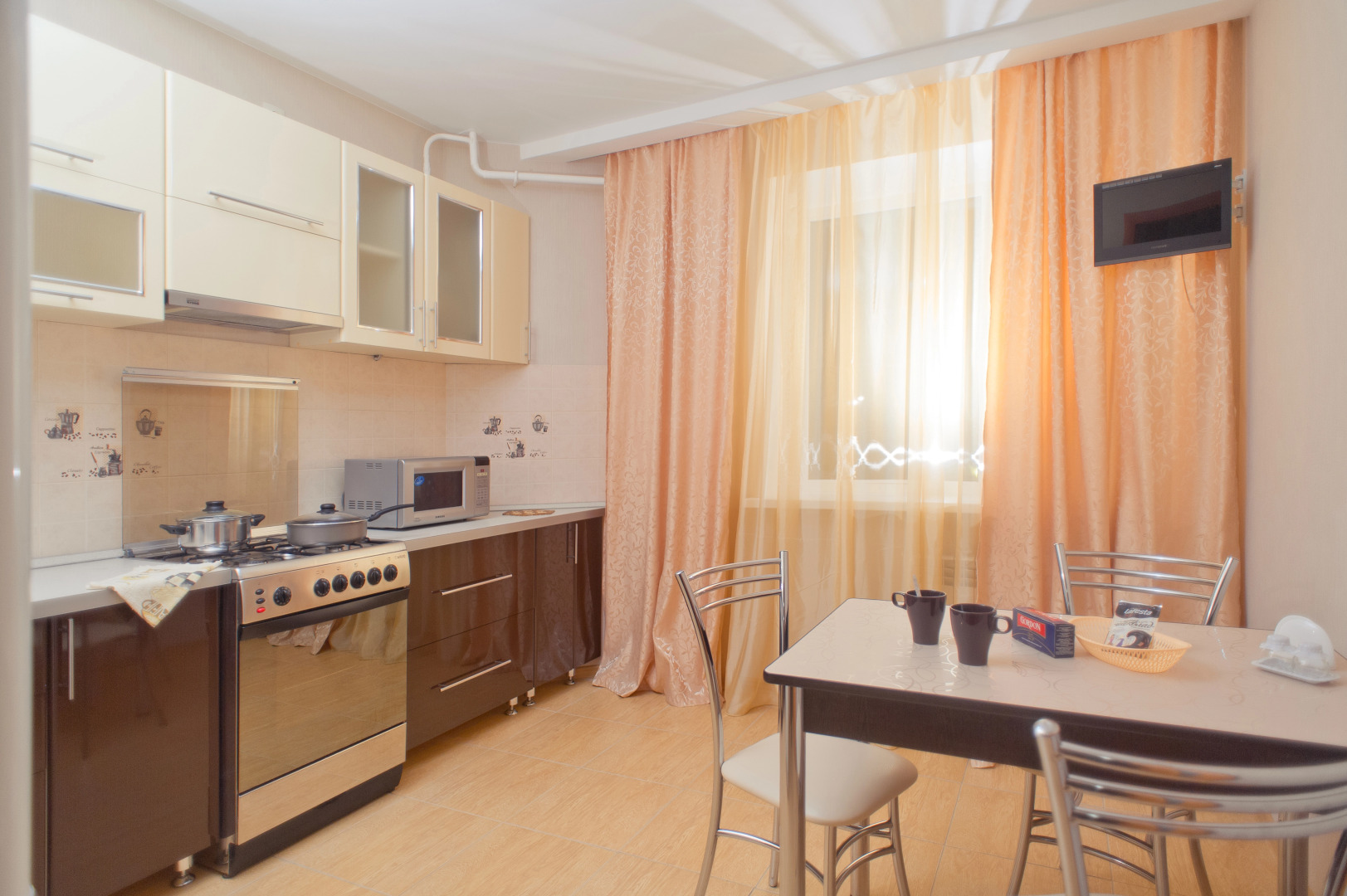 Квартира Двухкомнатная Как дома 58 на калинина 9