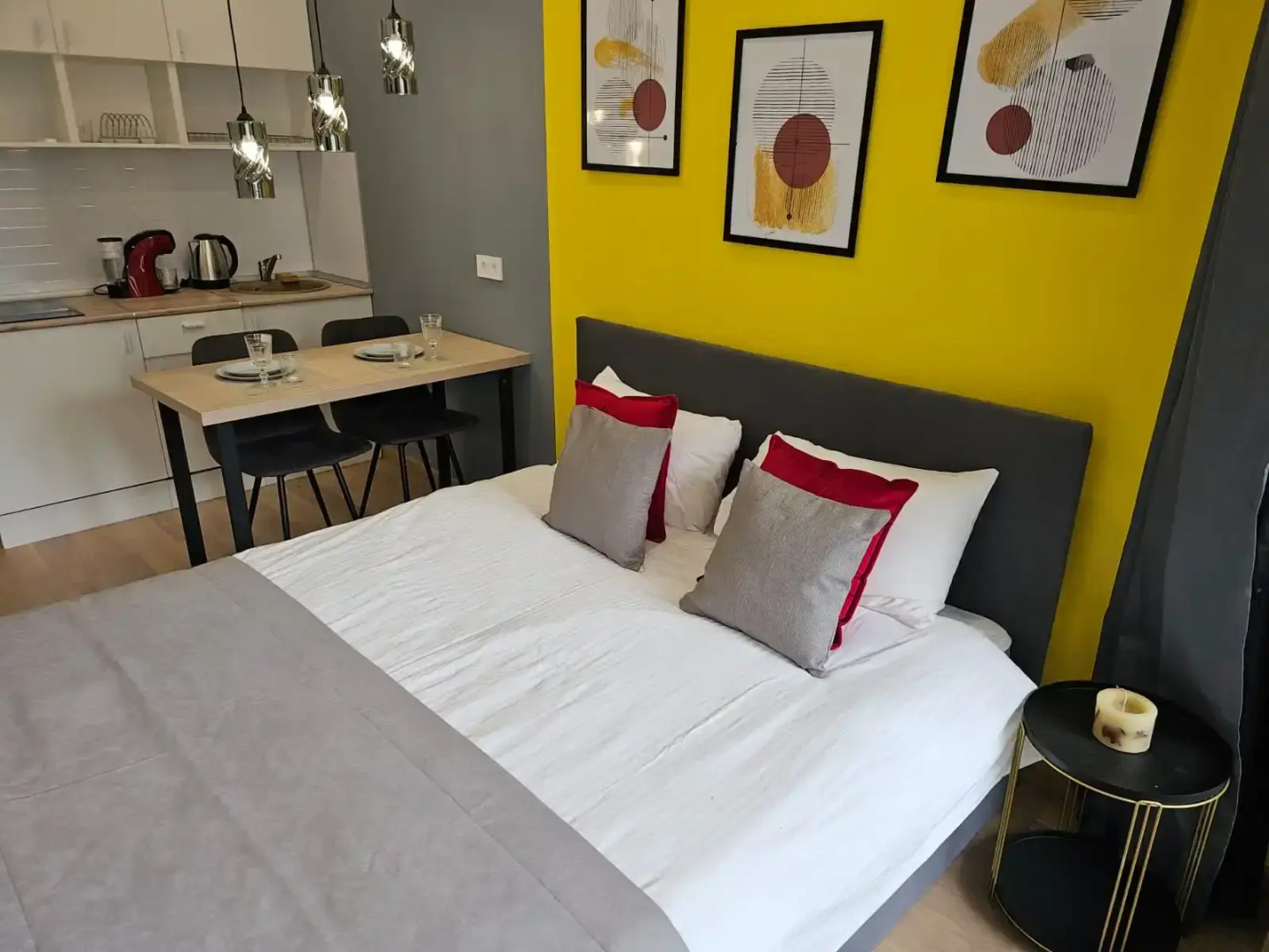 Апартаменты студия 405