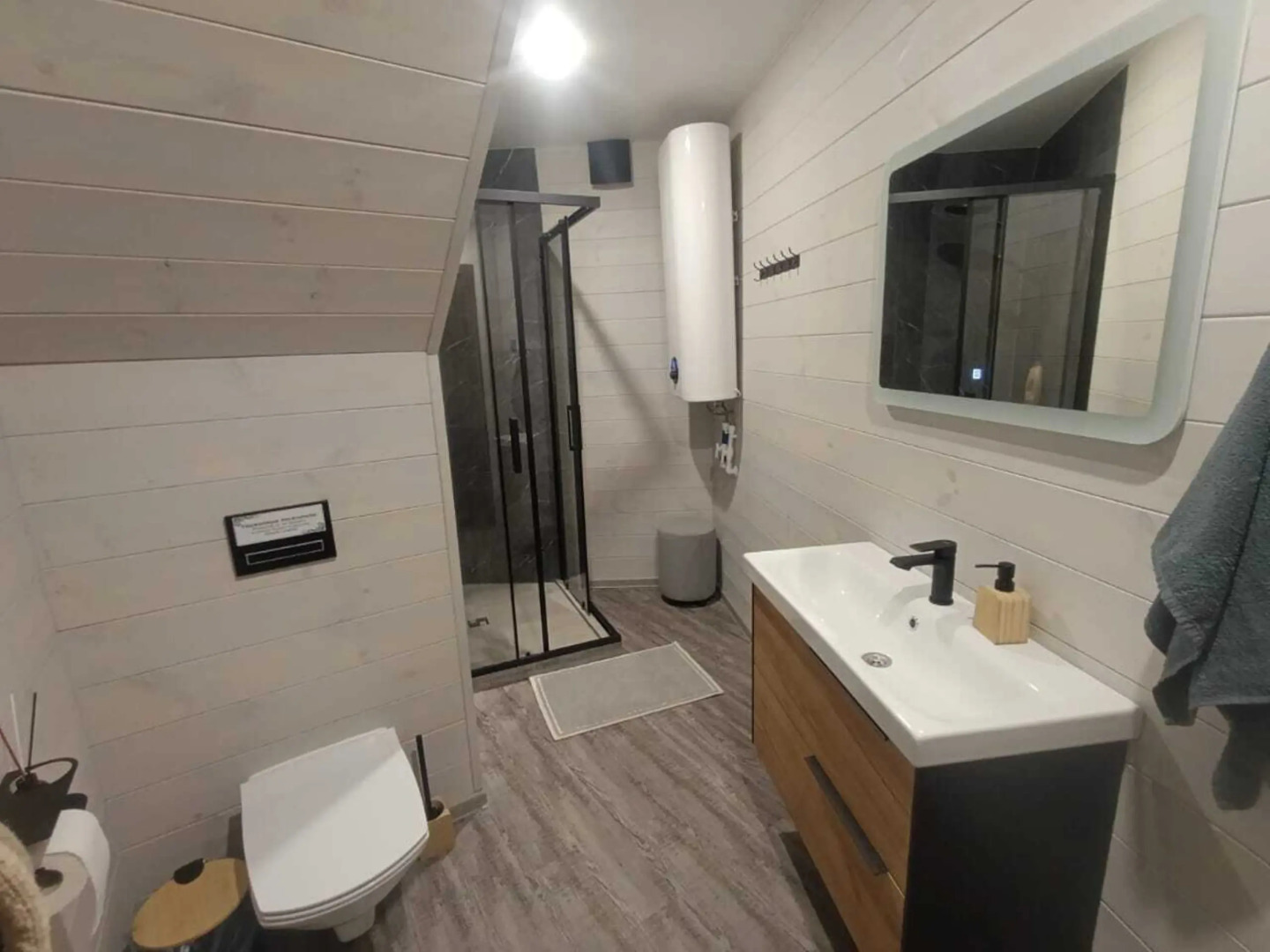 Частный дом сфера у Пидана