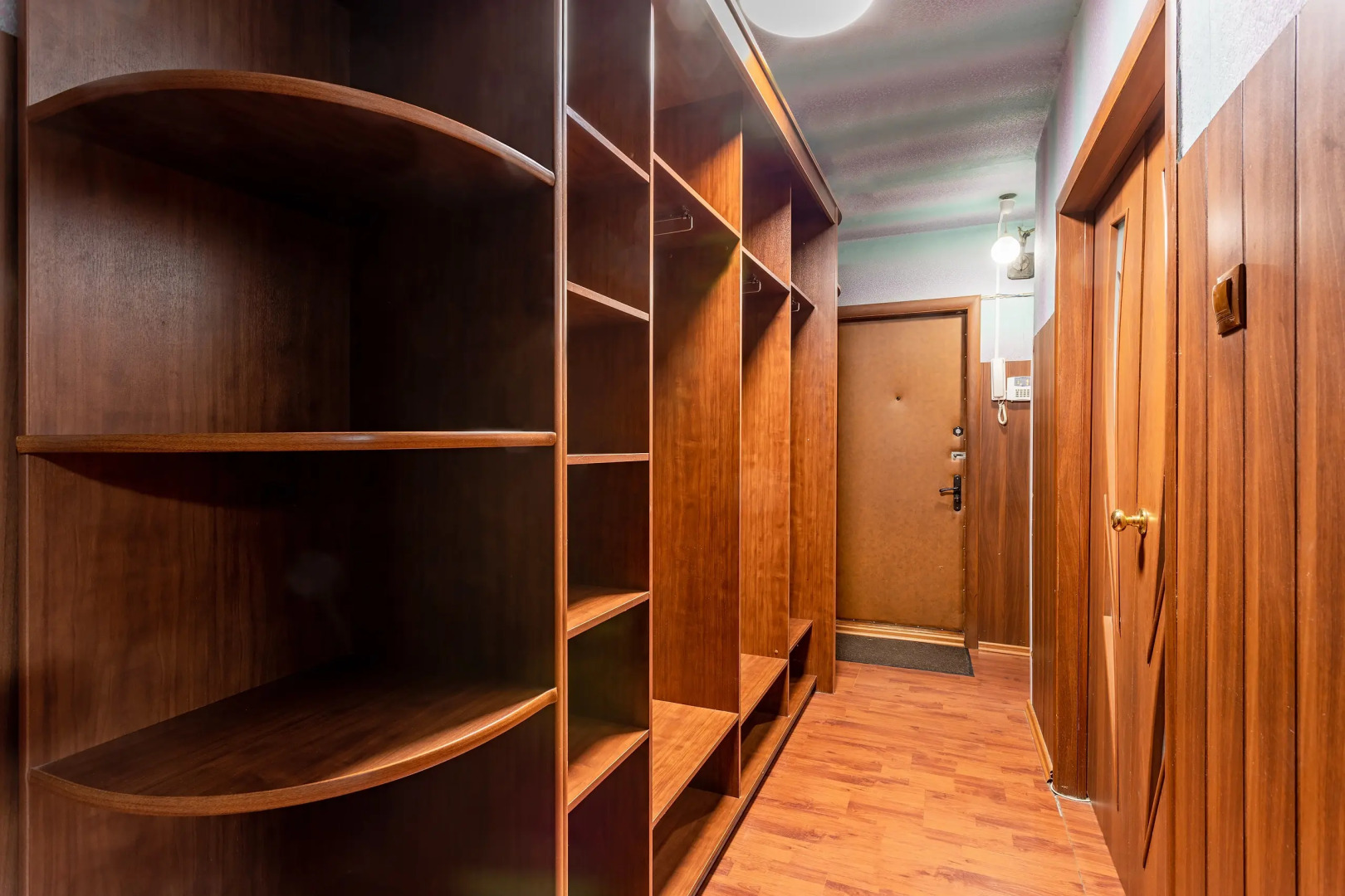 Квартира Трехкомнатная большая