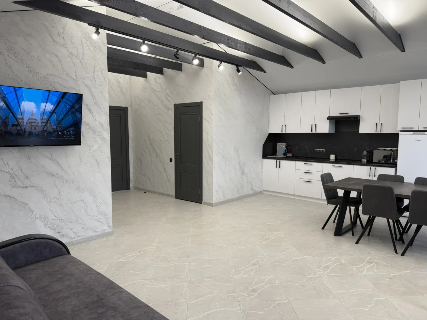 Частный дом Загородный на берегу реки