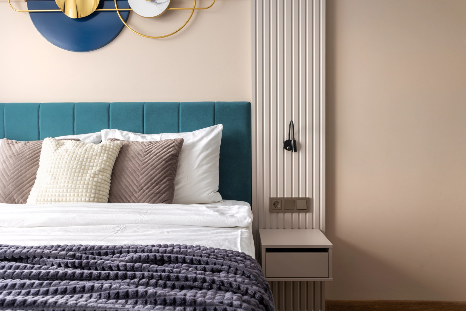 Квартира Kvartirika Light Blue в 2-х минутах от метро.