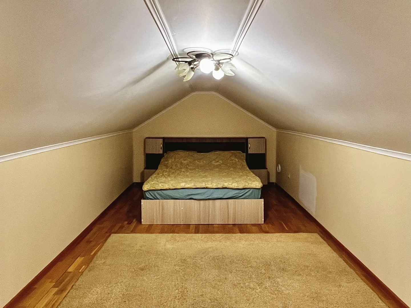 Гостевой дом Загородный таунхаус на берегу собственно водоёма