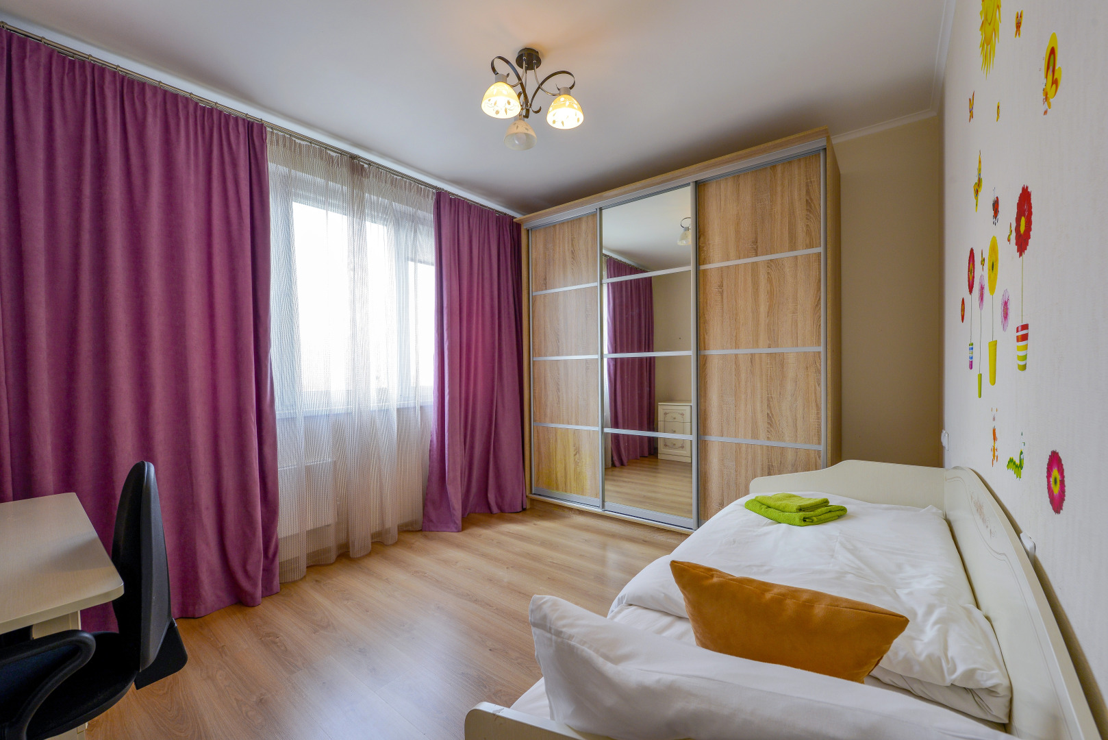 Апартаменты Ms Apts on Rodionova 3