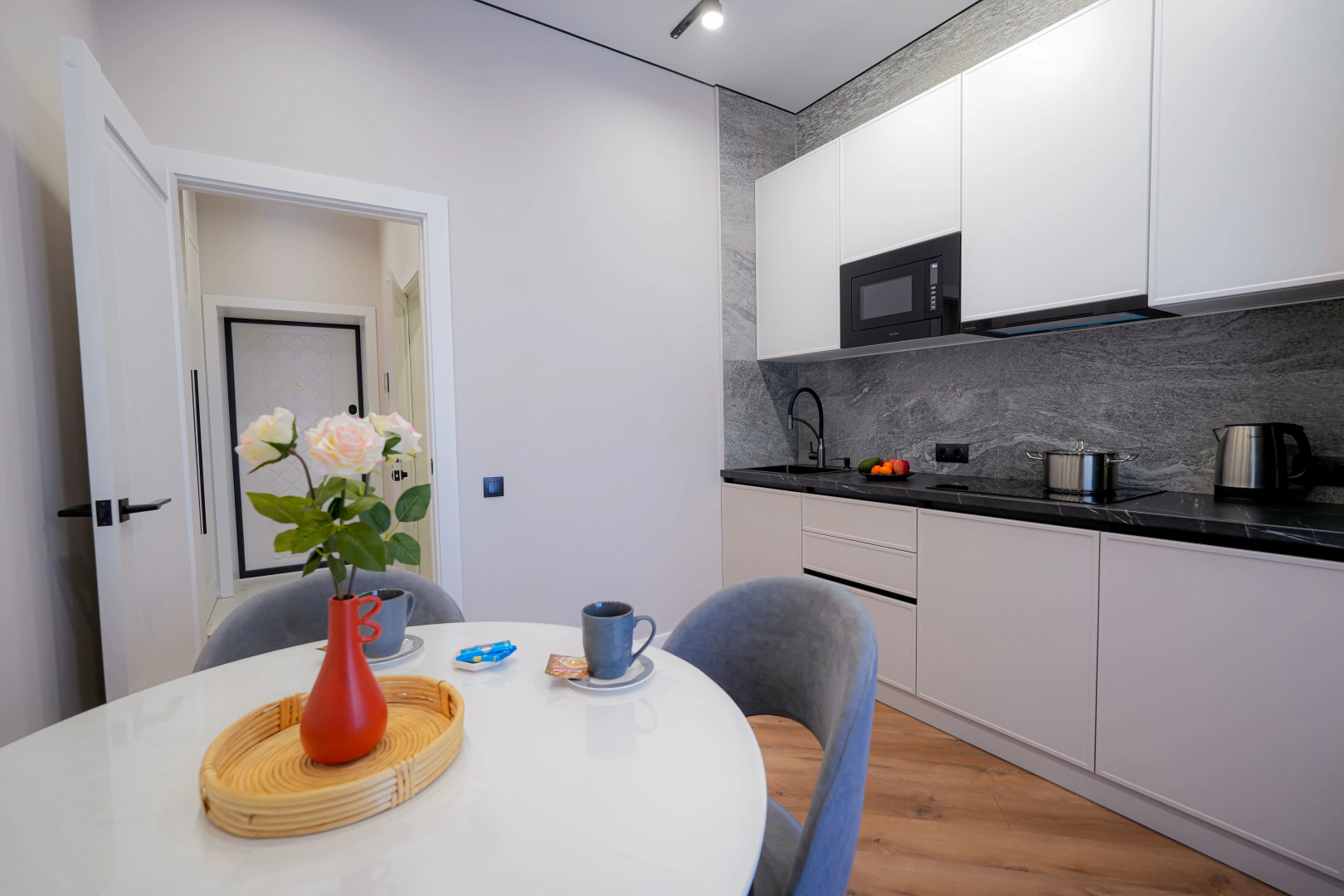 Апарт-отель в ЖК Тандау на Проспекте Туран 34а