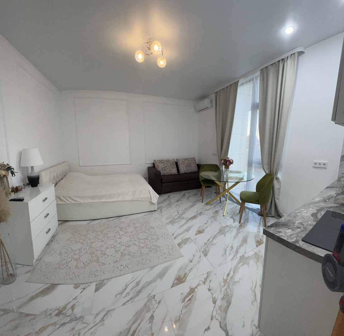 S Basseynom ZHK Metropol Apartments