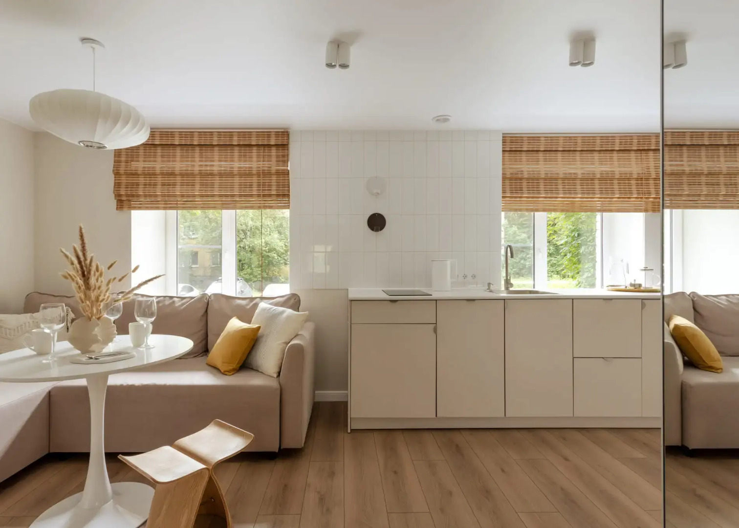 Апартаменты Душевно на Новолучанской 26.1