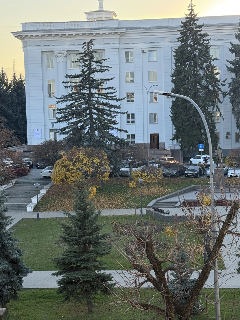 Апартаменты Уютная студия с видом на Белый дом