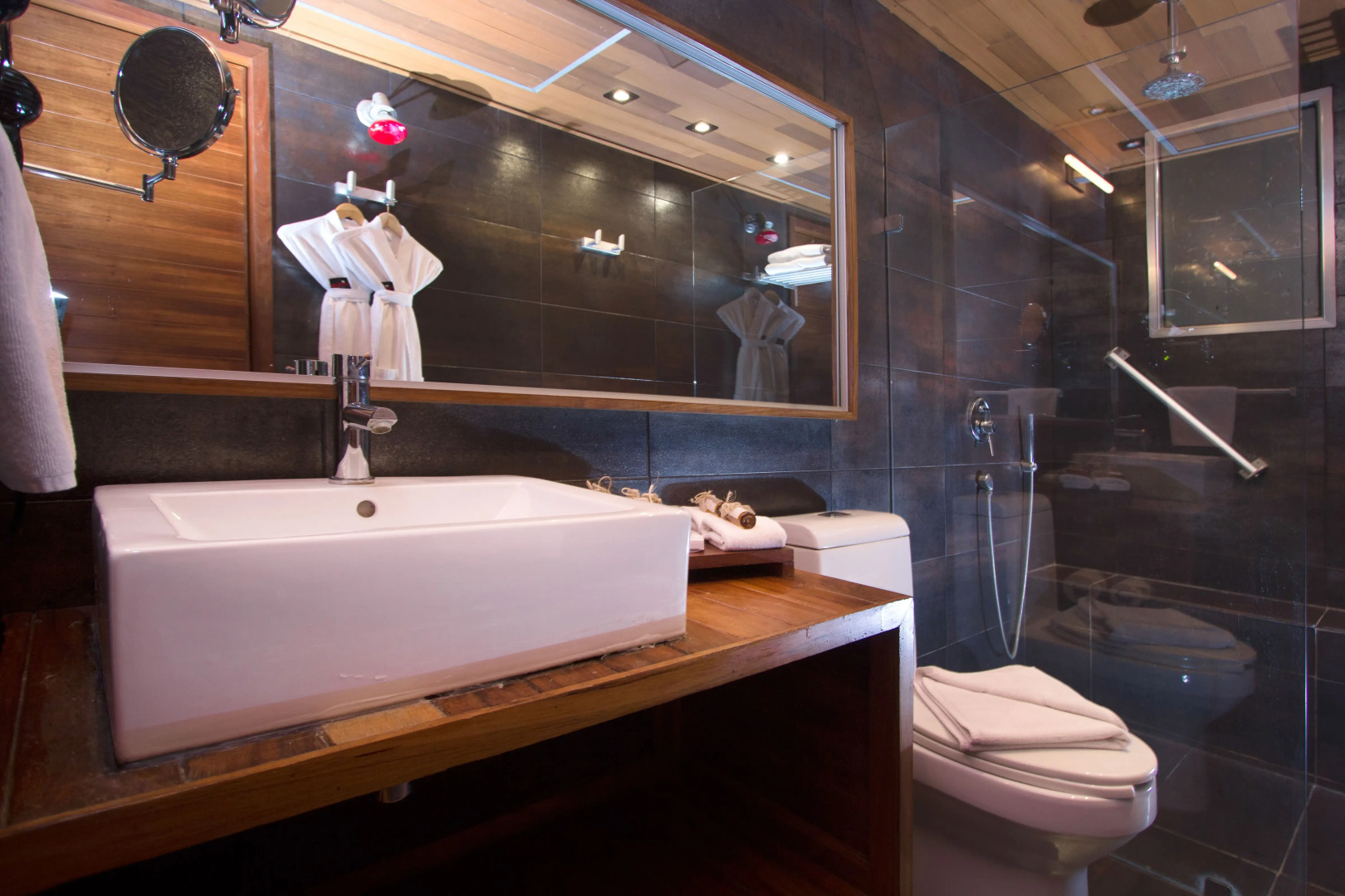 Отель La Reina Roja Boutique adults only