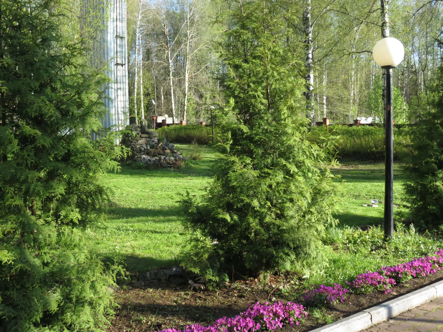 Гостиница Лесная