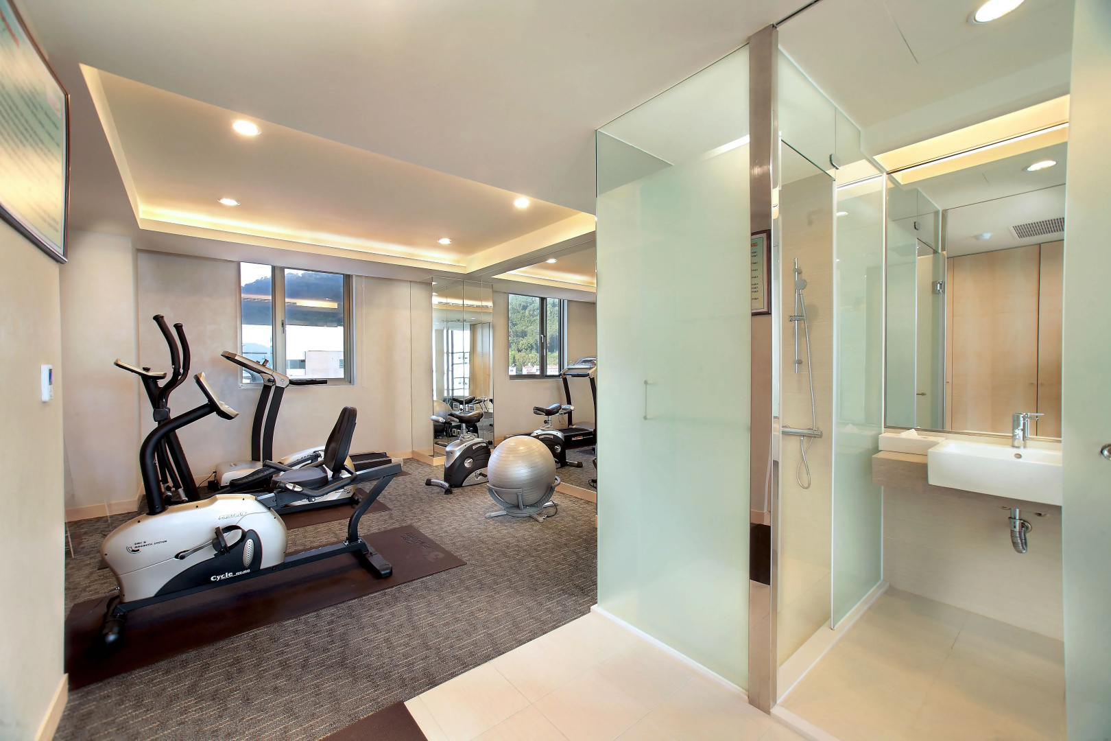 Мини-Отель The Crystal Resort Sun Moon Lake