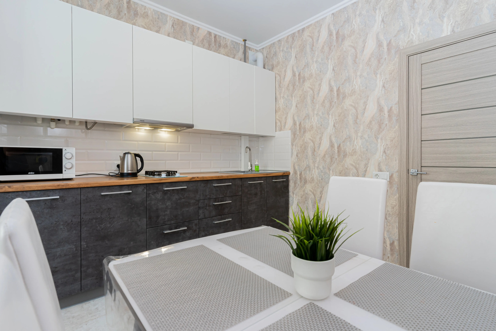 Квартира ЛЮКС Посуточно в ЖК Таврический