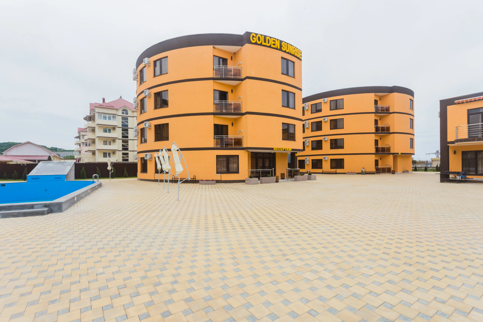 Отель Golden Sunrise