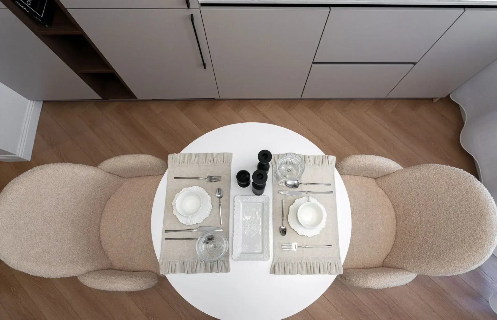 Квартира на набережной