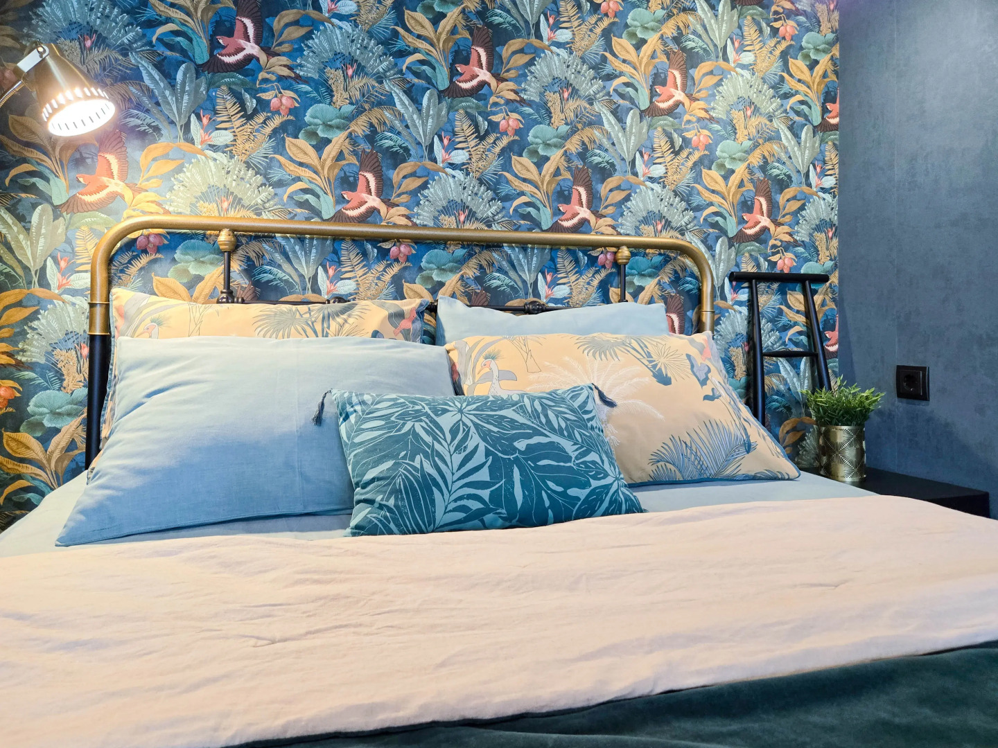 Апартаменты Райское место с панорамным видом, Сеть ЙоХоум