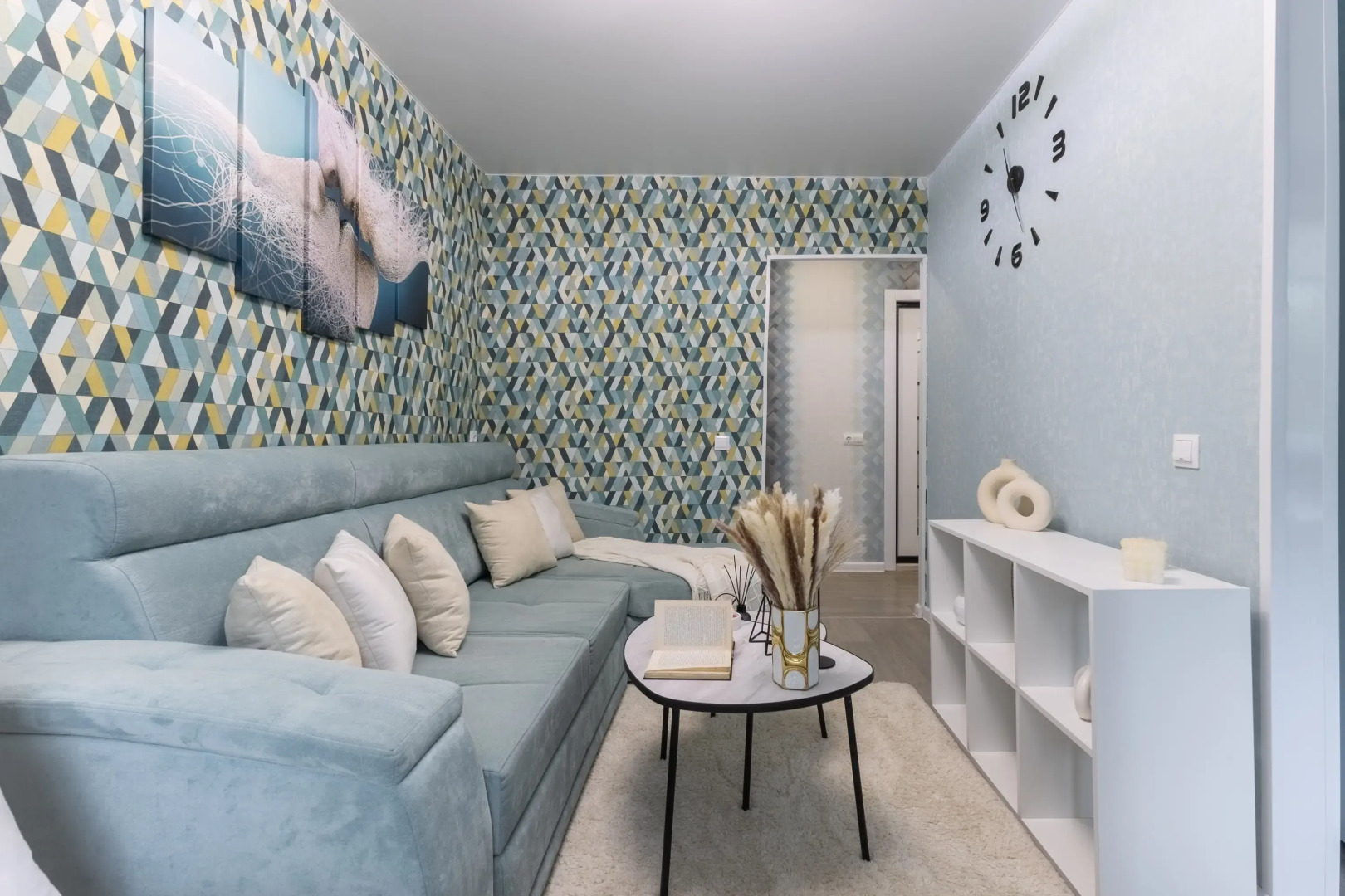 Апартаменты трехкомнатные на Космонавтов