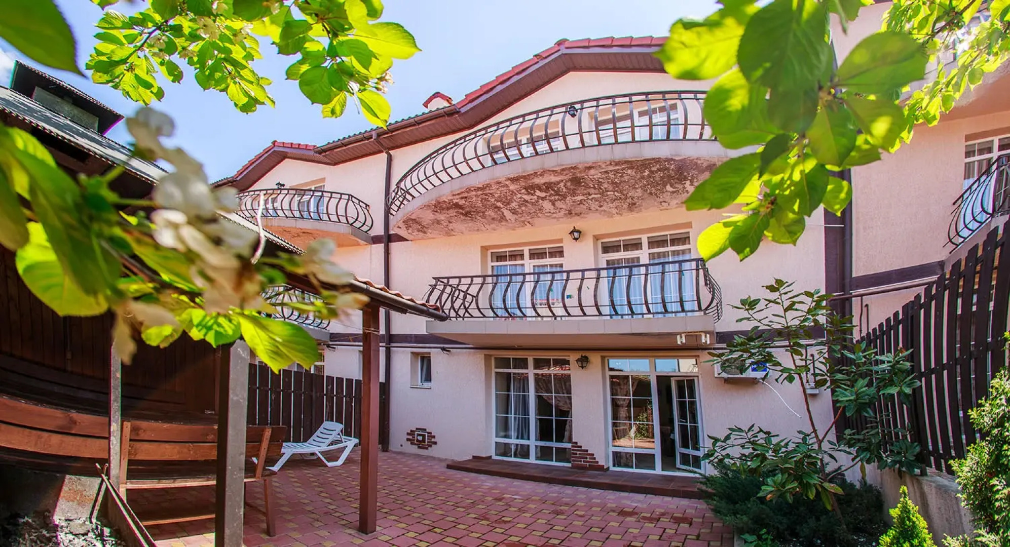 Апартаменты Кедровая