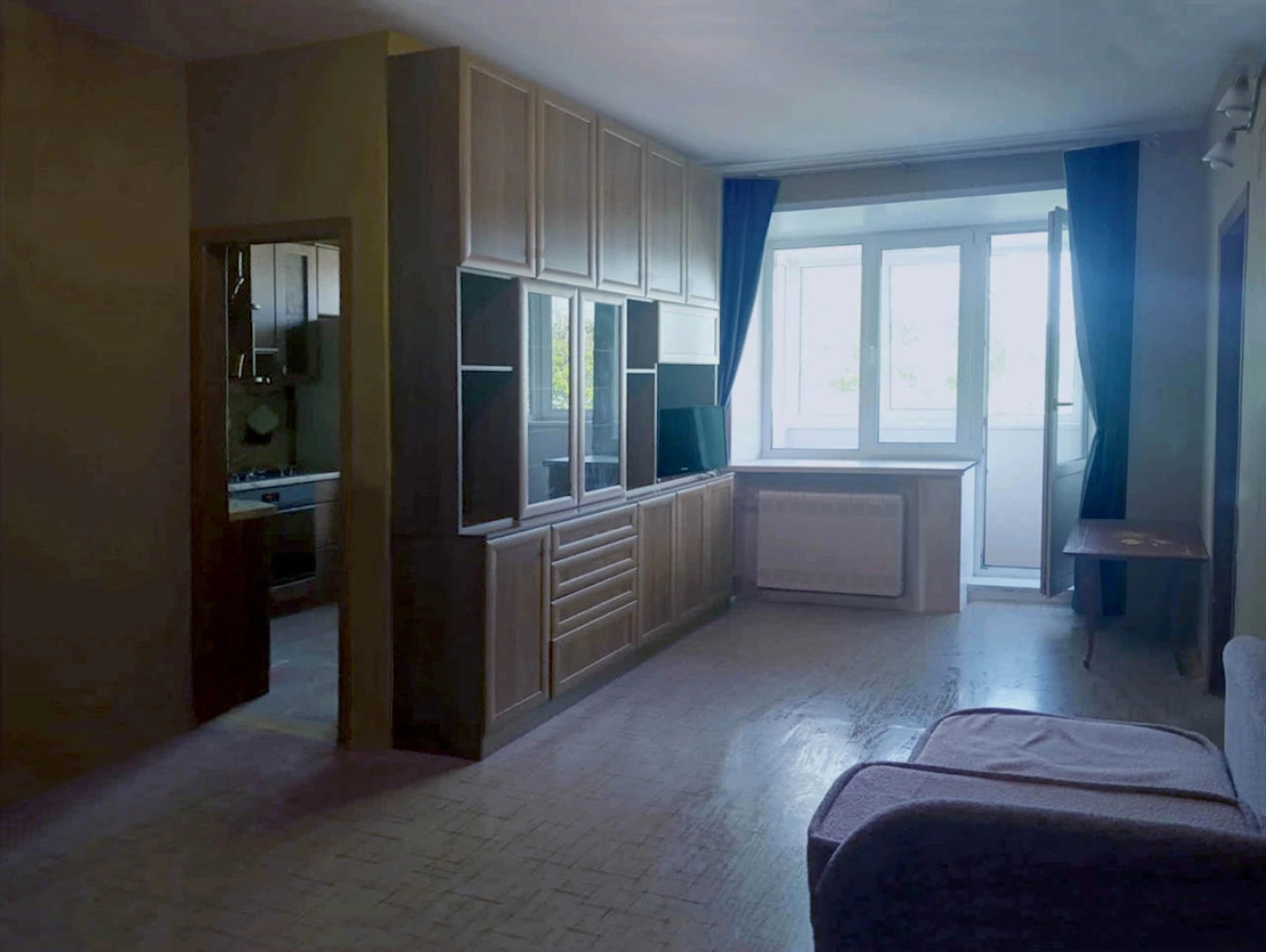 Квартира эконом двухкомнатная рядом с центром, 33 квартиры