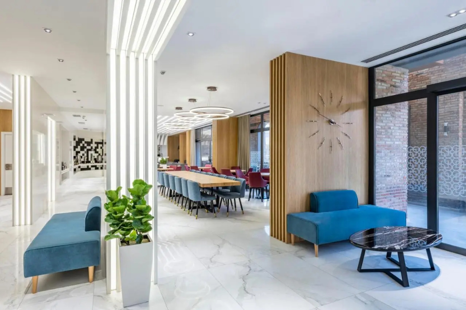 Отель Clocks Hotel Tbilisi