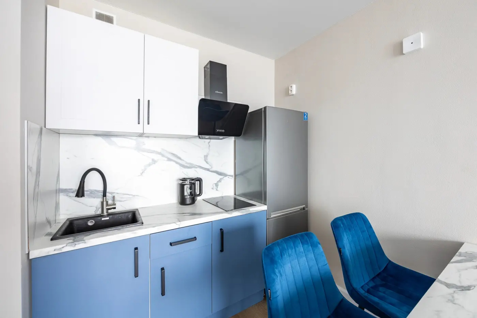 Апартаменты ArtSolnce Аминьевская 2