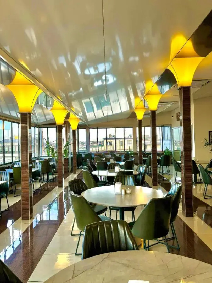Gold Hotel